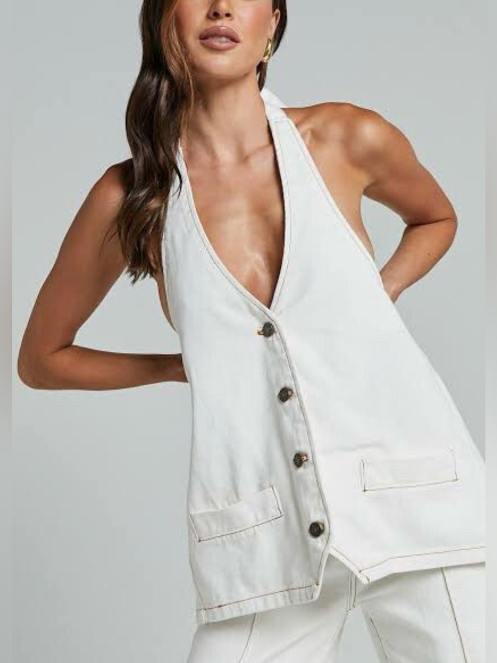 Lioness Cream Sleeveless Button-Front Halter Vest with Contrast Stitching